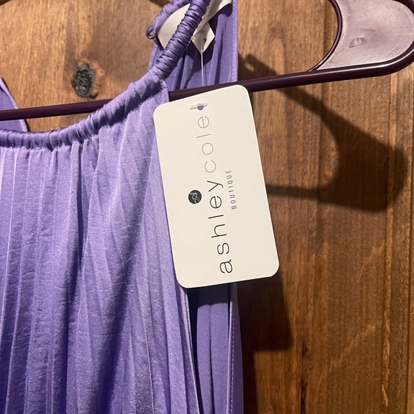 ALC pleated satin dress - Picture 6 of 6